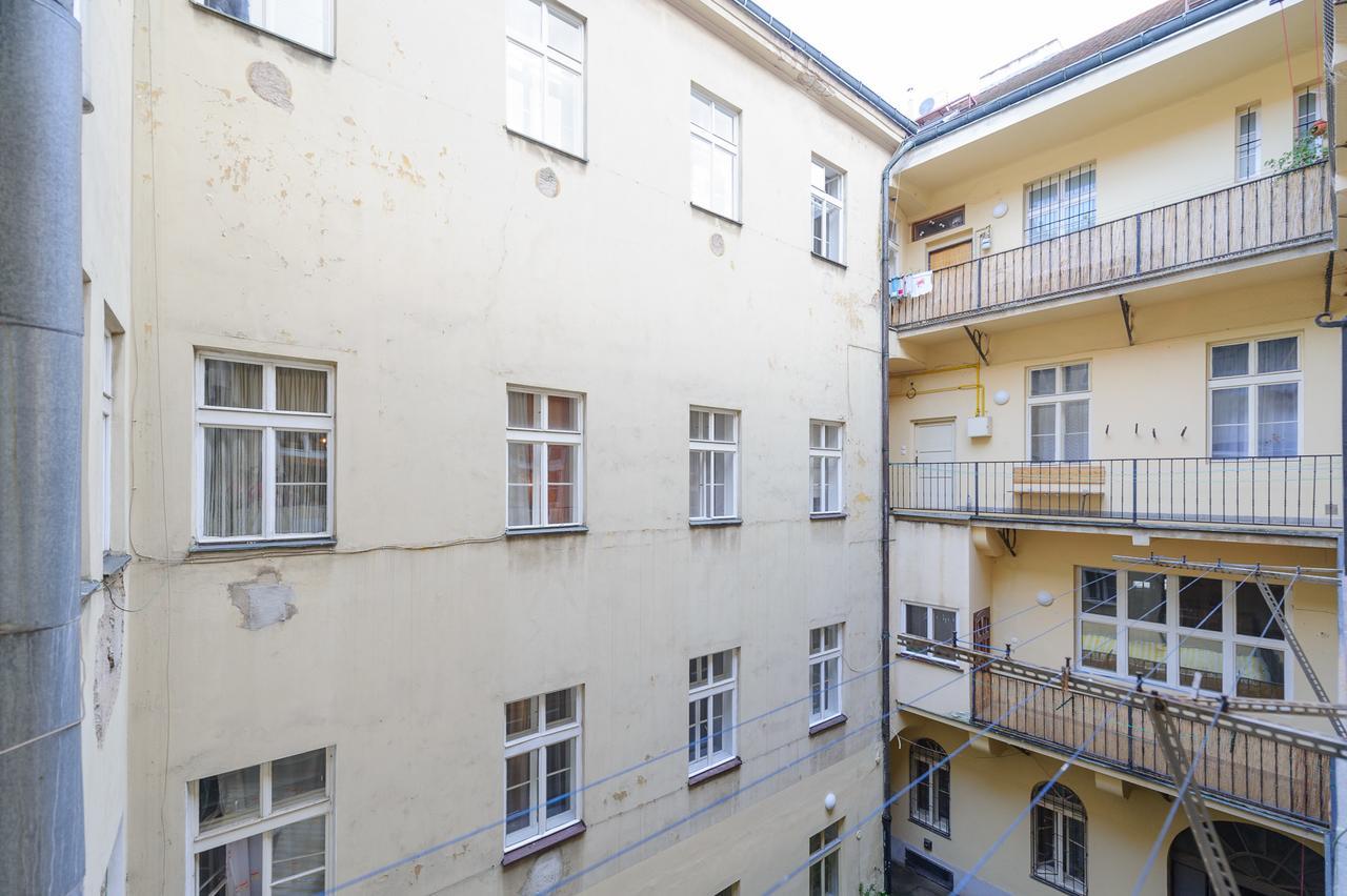 Pinkova Apartments Praga Zewnętrze zdjęcie